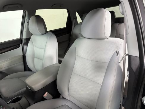 Used 2011 Kia Sorento LX AWD/4WD image 12