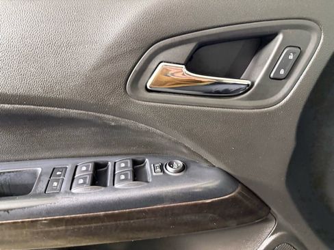 Used 2016 GMC Canyon SLT image 16