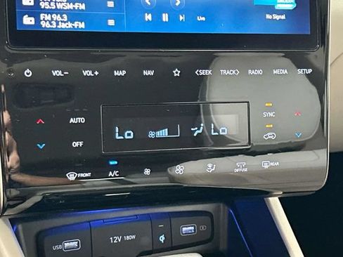 Certified 2024 Hyundai Tucson SEL w/ Convenience Package AWD/4WD image 42
