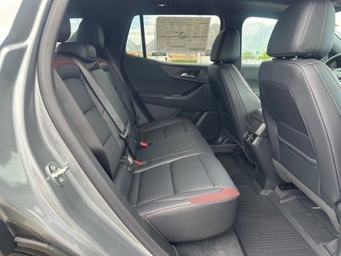 New 2026 Chevrolet Equinox RS w/ Convenience Package III AWD/4WD image 15
