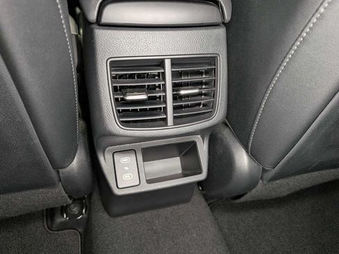 Used 2025 Kia Seltos S AWD/4WD image 15