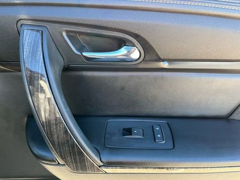 Used 2016 GMC Acadia SLT image 23