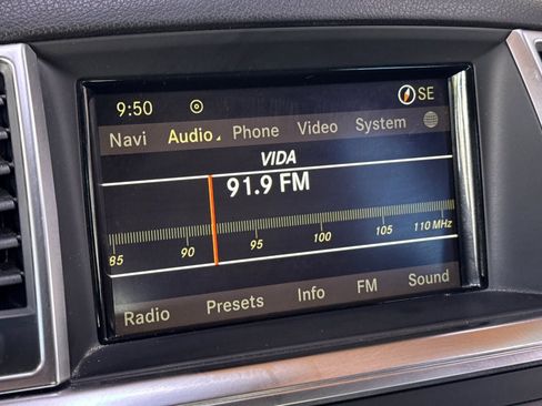 Used 2012 Mercedes-Benz ML 350 BlueTEC 4MATIC image 24