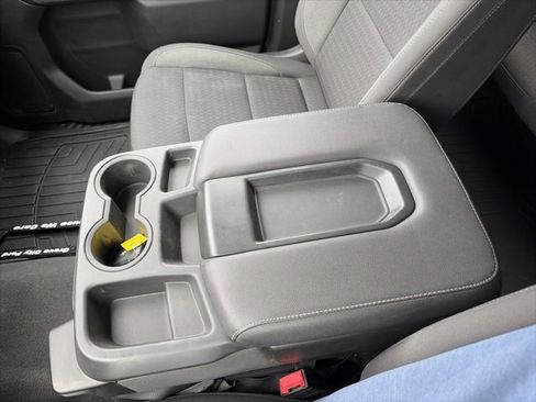 Used 2022 Chevrolet Silverado 1500 Custom image 17