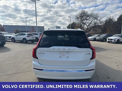 Certified 2025 Volvo XC90 B6 Plus image 6