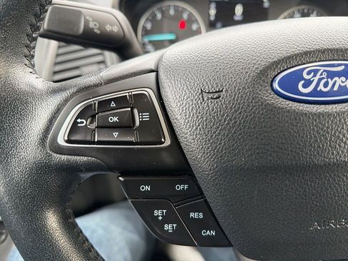 Used 2018 Ford EcoSport SE w/ SE Convenience Package image 20