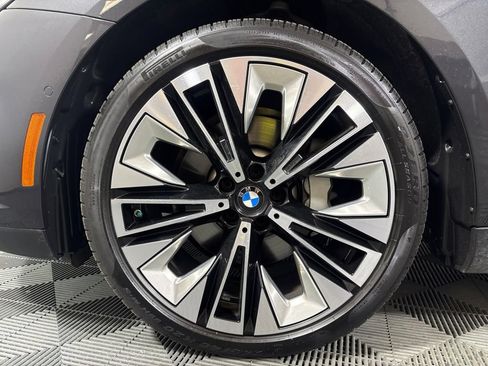 Certified 2026 BMW 530i w/ Premium Package RWD image 8