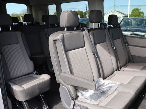 Used 2025 Ford Transit 350 XLT image 12
