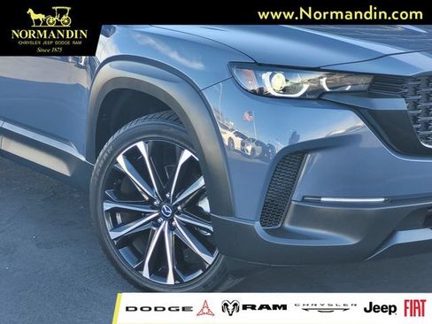 Used 2025 MAZDA CX-50 AWD 2.5 S w/ Premium Plus Pkg image 3