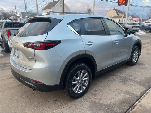 Used 2023 MAZDA CX-5 AWD 2.5 S w/ Select Package image 6
