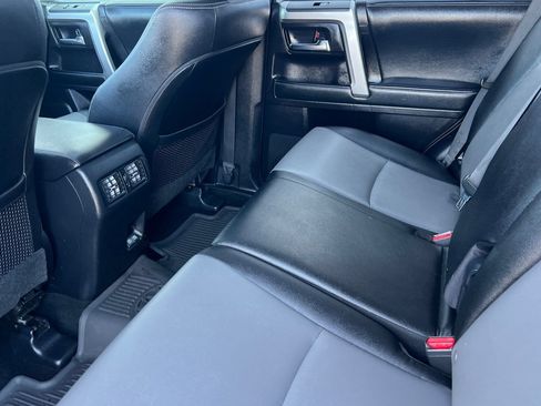 Used 2021 Toyota 4Runner SR5 Premium w/ Moonroof Package AWD/4WD image 42