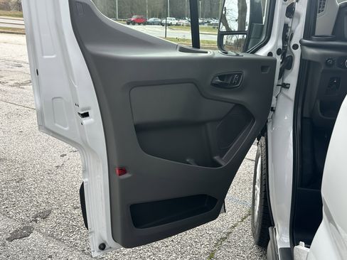 Used 2025 Ford Transit 250 148 High Roof Extended w/ Load Area Protection Package RWD image 10