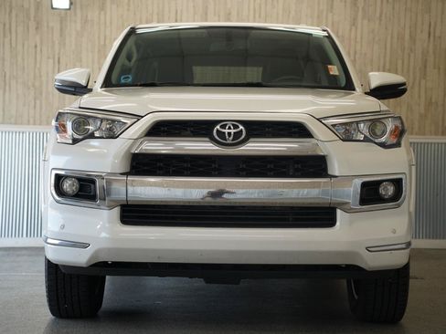 Used 2016 Toyota 4Runner Limited AWD/4WD image 3