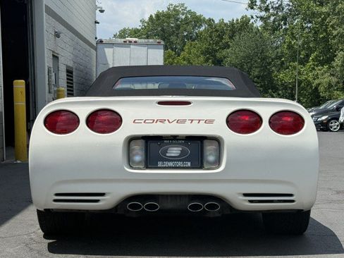 Used 2003 Chevrolet Corvette Convertible w/ Preferred Equipment Group1 RWD image 18