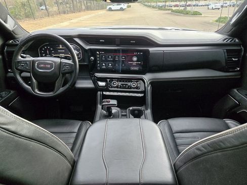 Used 2023 GMC Sierra 1500 AT4X image 7
