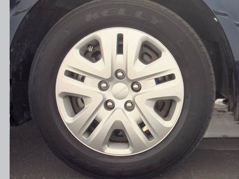 Used 2019 Dodge Journey SE FWD image 7