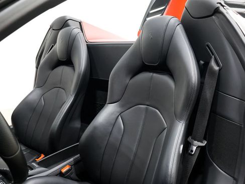 Used 2022 Ferrari F8 Tributo RWD image 38