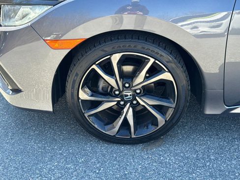 Used 2019 Honda Civic Sport image 11