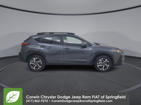 Used 2024 Subaru Crosstrek 2.0i Premium image 17
