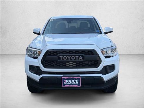 Used 2020 Toyota Tacoma SR w/ SR Convenience Package RWD image 2