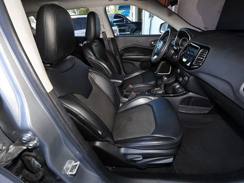 Used 2021 Jeep Compass Latitude FWD image 12