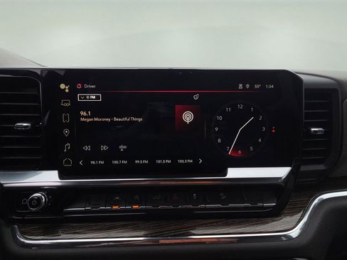 Used 2023 GMC Sierra 1500 SLE image 10