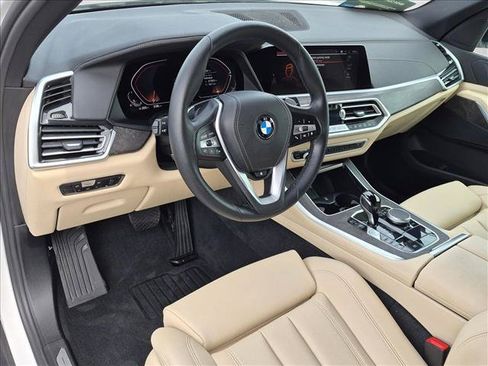 Certified 2022 BMW X5 xDrive40i w/ Parking Assistance Package AWD/4WD image 10