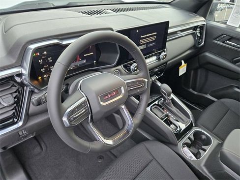 New 2026 GMC Canyon Elevation w/ Convenience Package image 11
