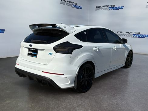 Used 2017 Ford Focus RS AWD/4WD image 6