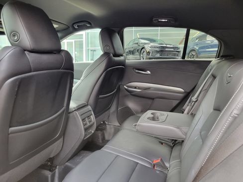 Used 2020 Cadillac XT4 Premium Luxury w/ Cold Weather Package FWD image 25
