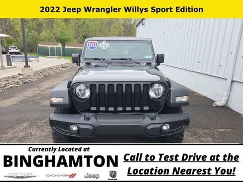Used 2022 Jeep Wrangler Sport AWD/4WD image 2