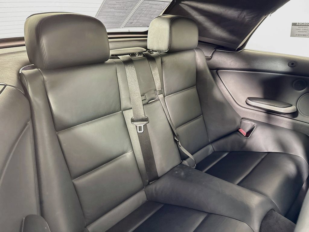 Used 2004 BMW M3 Convertible RWD image 30