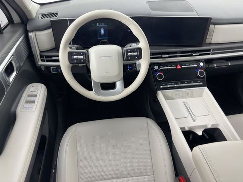 Used 2025 Hyundai Santa Fe SEL image 25