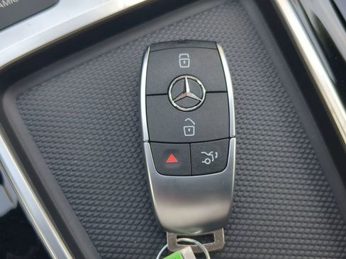 New 2025 Mercedes-Benz GLA 250 4MATIC image 25