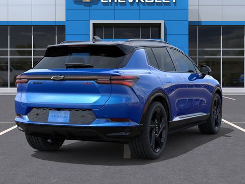 New 2026 Chevrolet Equinox EV RS image 4