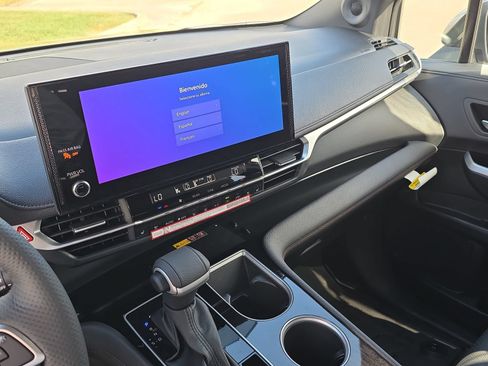 New 2026 Toyota Sienna Platinum AWD/4WD image 16
