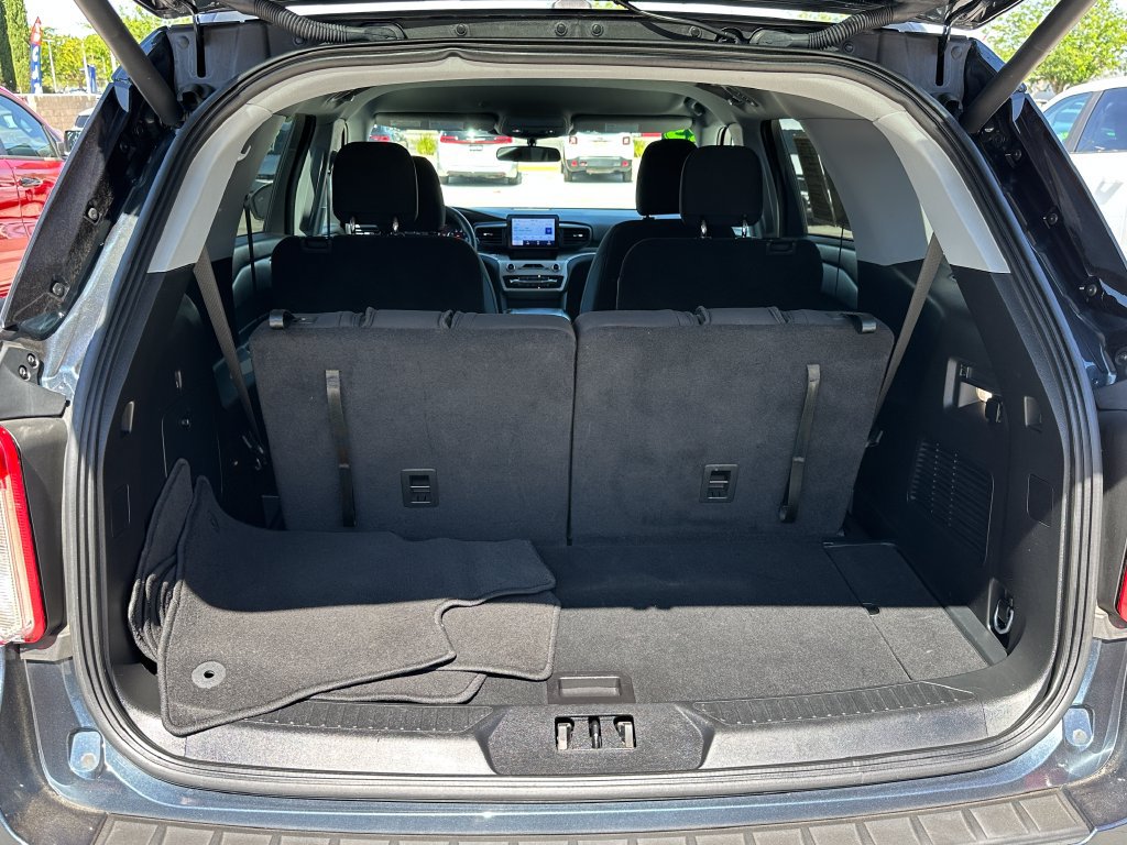Used 2023 Ford Explorer XLT RWD image 22