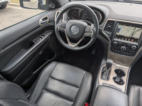 Used 2016 Jeep Grand Cherokee Limited AWD/4WD image 9