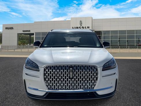 New 2026 Lincoln Corsair Premiere image 8