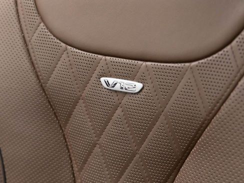 Used 2016 Mercedes-Benz Maybach S 600 image 36