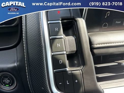 Used 2023 GMC Yukon XL SLT w/ SLT Premium Package AWD/4WD image 31