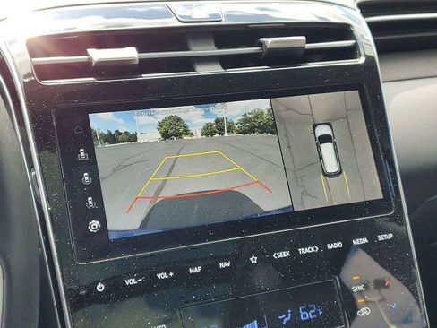 Used 2023 Hyundai Tucson Limited w/ Cargo Package AWD/4WD image 16