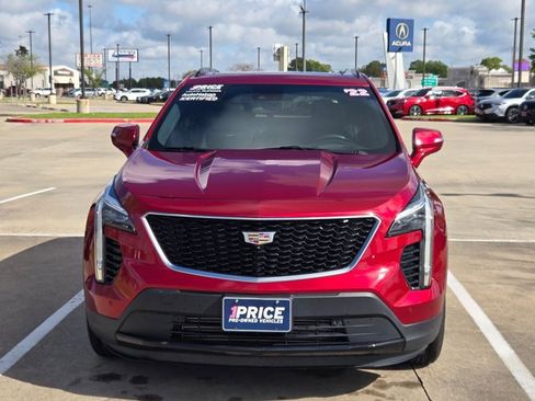 Used 2022 Cadillac XT4 Sport w/ Enhanced Visibility Package image 2