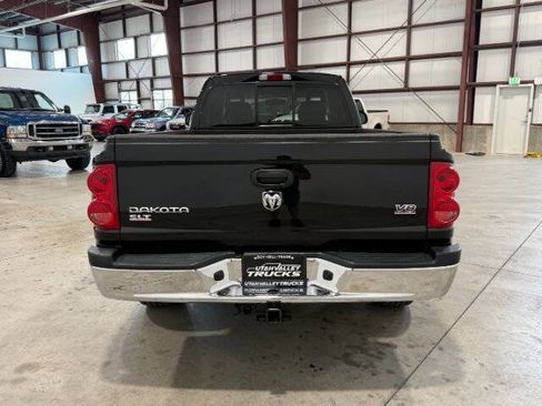 Used 2005 Dodge Dakota SLT w/ Trailer Tow Group AWD/4WD image 9