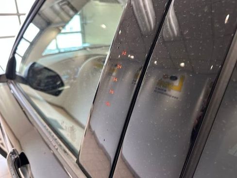 Used 2023 Ford Explorer XLT w/ Equipment Group 202A image 15