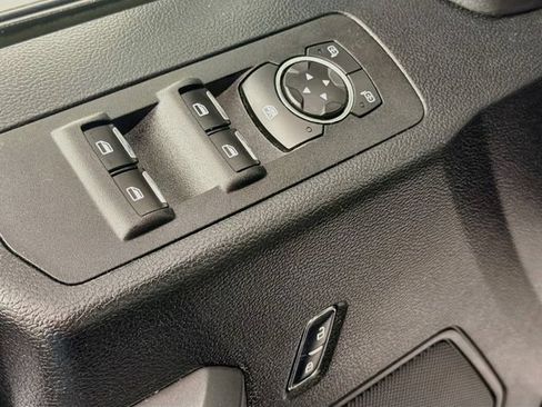 Used 2018 Ford F150 XLT w/ Equipment Group 302A Luxury AWD/4WD image 18