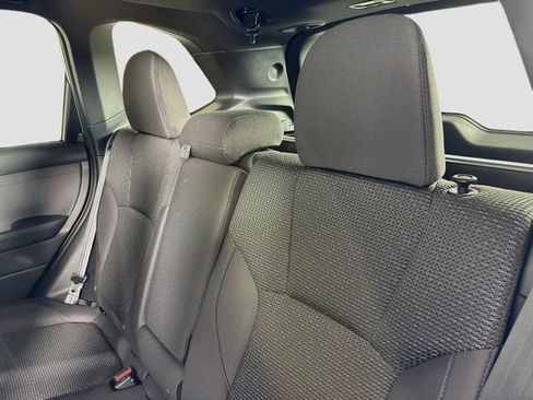 Certified 2025 Subaru Forester Premium AWD/4WD image 26