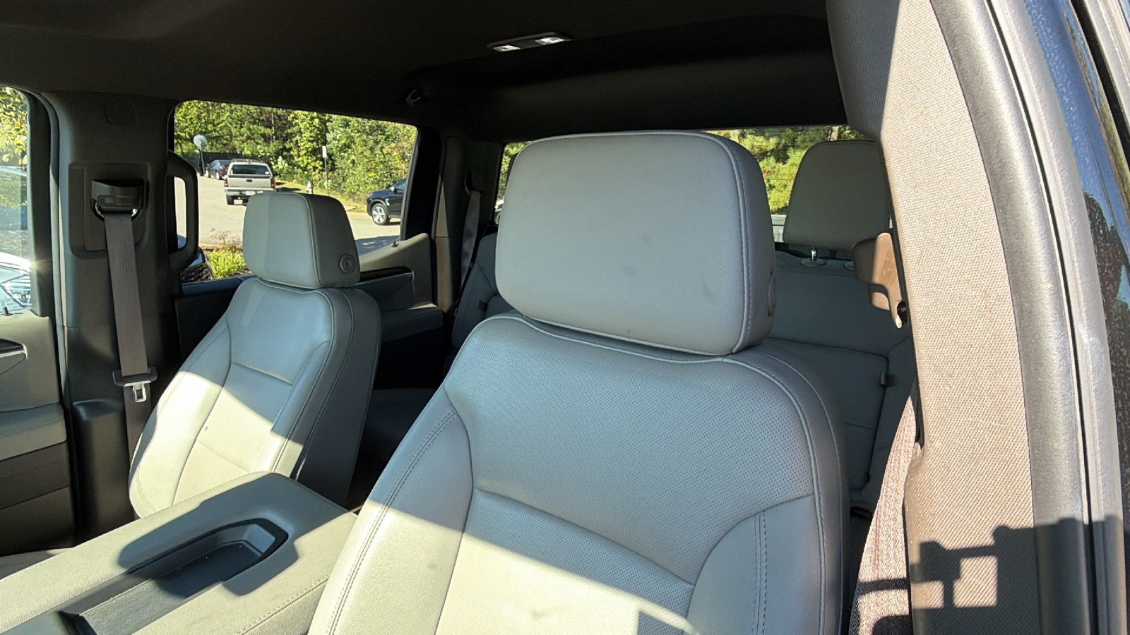 Used 2025 GMC Sierra 1500 SLT AWD/4WD image 17