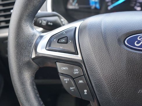 Used 2020 Ford Edge SEL w/ Convenience Package FWD image 17