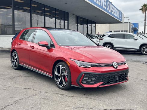 New 2026 Volkswagen GTI SE FWD image 29
